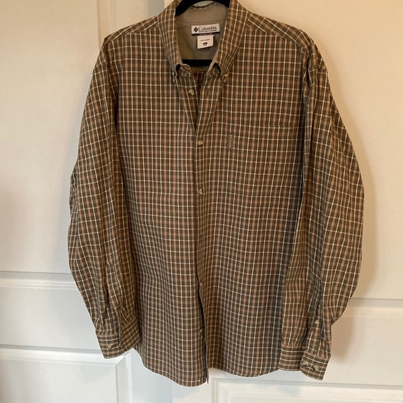 Columbia Button-Down Shirt - Picture 1 of 7